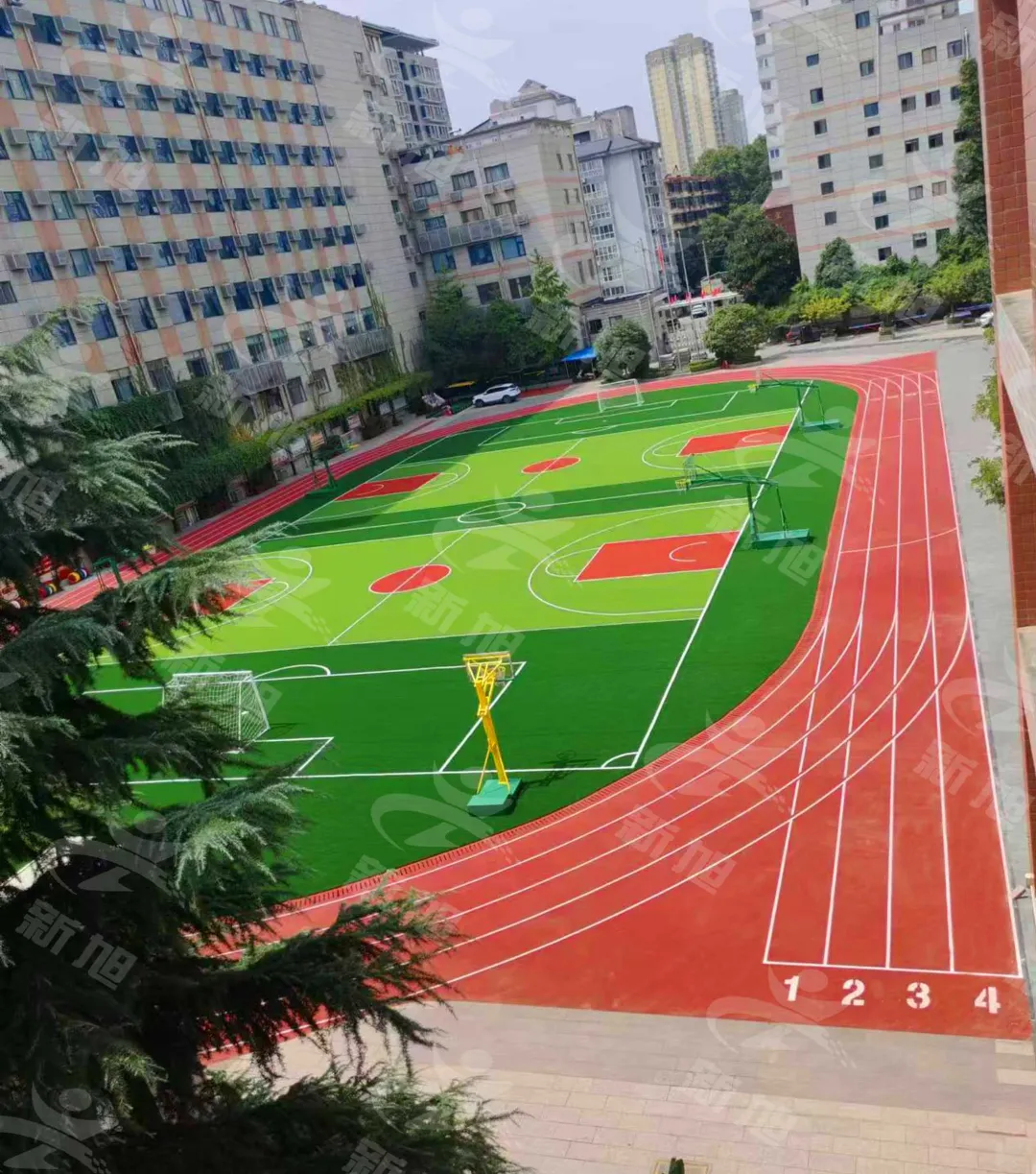 西安某小学bb艾弗森官网自结纹塑胶跑道完工