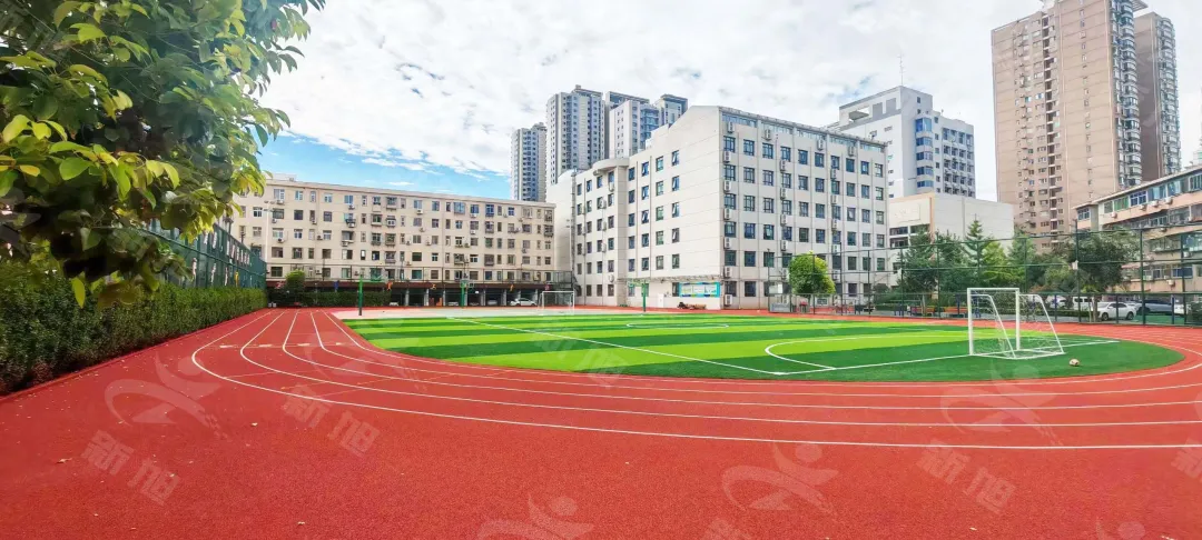 bb艾弗森官网河南省第二实验中学塑胶跑道