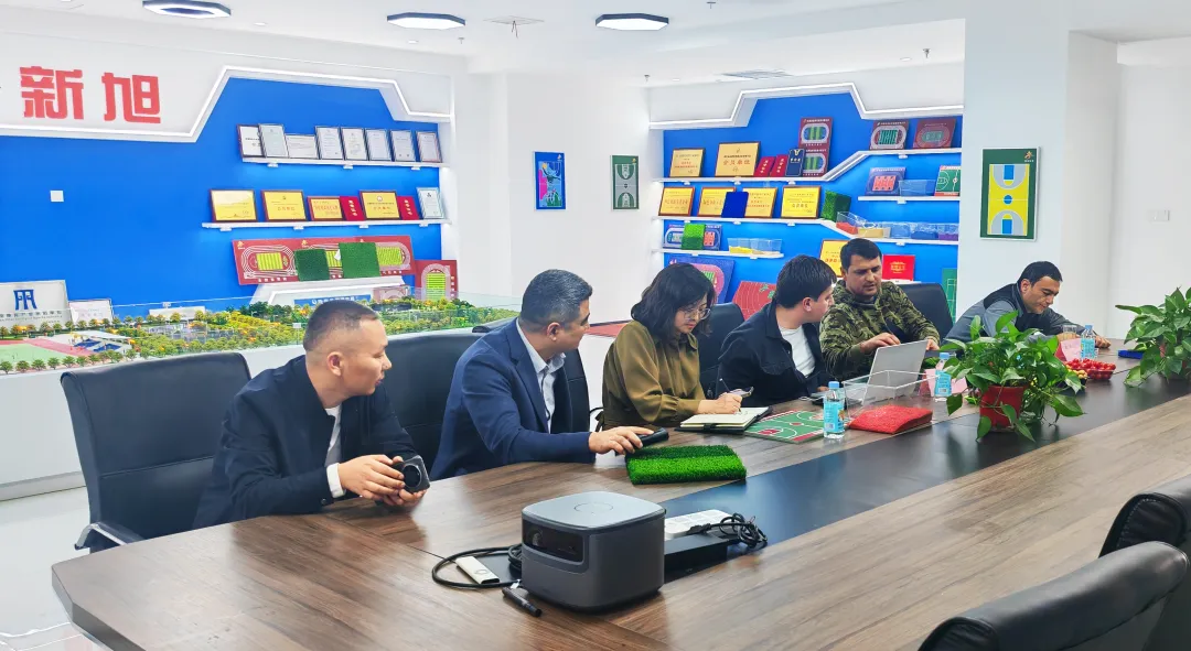 bb艾弗森官网俄罗斯外商洽谈合作