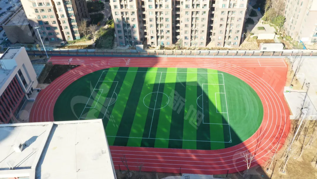 bb艾弗森官网郑州中学塑胶跑道